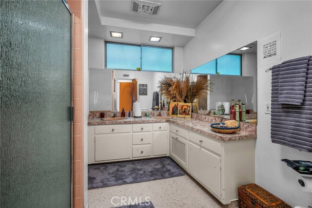 Detail Gallery Image 27 of 57 For 4614 La Subida Pl, Tarzana,  CA 91356 - 4 Beds | 3 Baths