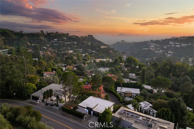 Detail Gallery Image 6 of 75 For 7426 Mulholland Dr, Los Angeles,  CA 90046 - 2 Beds | 2 Baths