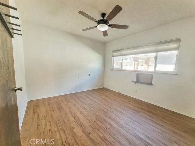Detail Gallery Image 11 of 17 For 13961 Cantlay St, Van Nuys,  CA 91405 - 3 Beds | 2 Baths