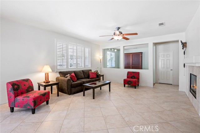 Detail Gallery Image 9 of 48 For 3829 Agave Court, Perris,  CA 92570 - 4 Beds | 2/1 Baths