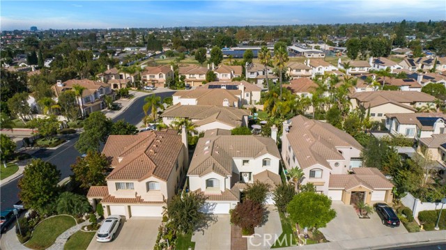 12665 Stanton, Tustin CA: https://media.crmls.org/medias/051ecf2b-9a11-4bf4-af60-b7489e79e836.jpg