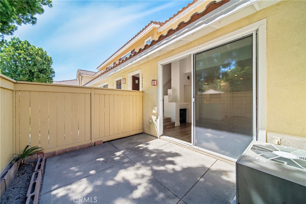 MLS #OC25160975 image #31