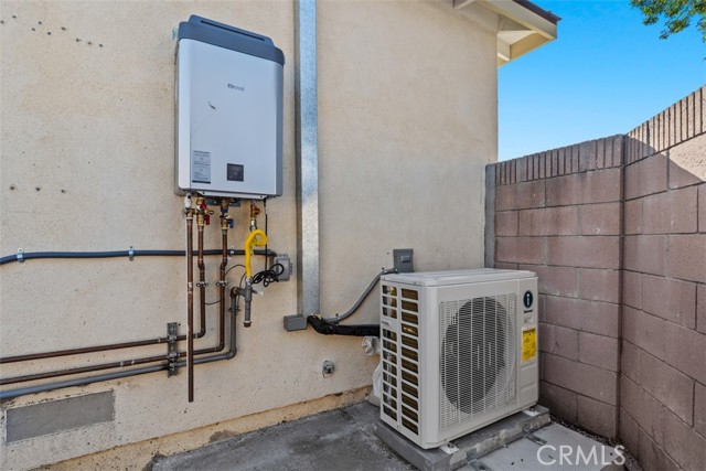 Detail Gallery Image 35 of 38 For 4769 E Malta, Long Beach,  CA 90815 - 3 Beds | 3 Baths