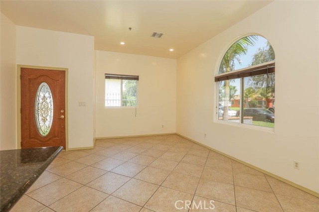 Detail Gallery Image 5 of 27 For 633 Montebello Bld, Montebello,  CA 90640 - 3 Beds | 2 Baths