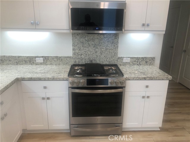1899 S Union Street, Anaheim CA: https://media.crmls.org/medias/05208763-2c8f-4122-9bd3-24f66ec48d57.jpg