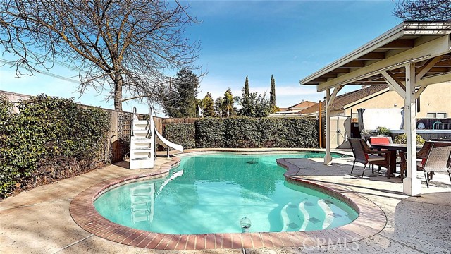 223 Vintage Drive, Turlock CA: https://media.crmls.org/medias/0520f28f-5bf0-4337-b91c-0e3a52959fc6.jpg