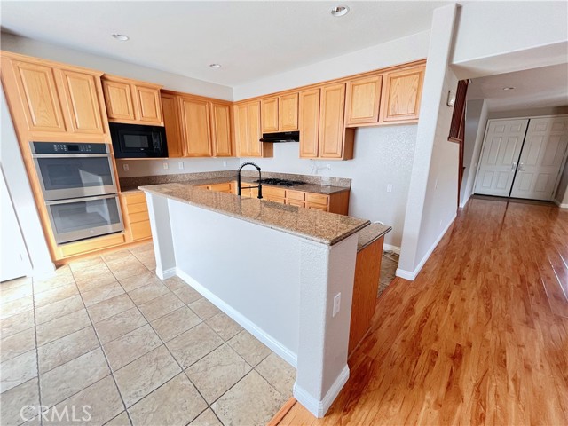 Detail Gallery Image 12 of 29 For 6443 Harrow St, Corona,  CA 91752 - 5 Beds | 2/1 Baths