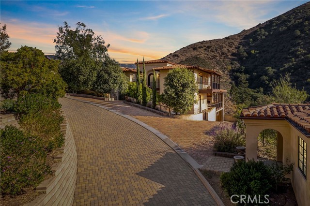 2306 Santa Ynez Avenue, San Luis Obispo CA: https://media.crmls.org/medias/0521a735-e2b1-47a2-ba87-b8e465e8915d.jpg
