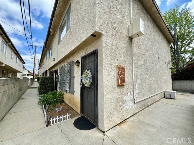 Detail Gallery Image 5 of 8 For 2208 Larch St, Alhambra,  CA 91801 - – Beds | – Baths