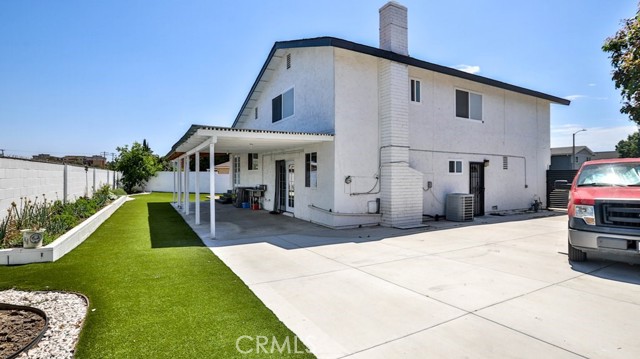 Image 42 of 47 For 12246 Nadine Circle