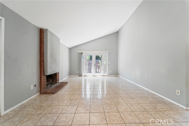 4005 Joelton Drive, Agoura Hills CA: https://media.crmls.org/medias/0523320b-a9c7-4e8c-9b4e-5ac38b9d672b.jpg