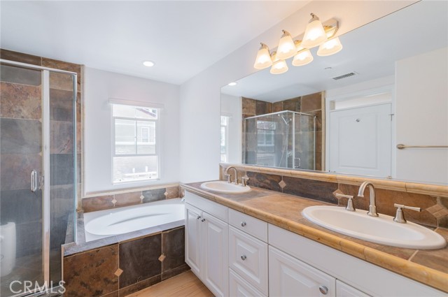 22 Arborside, Irvine CA: https://media.crmls.org/medias/05242d1a-dfef-42e3-8945-406f3a04eaae.jpg