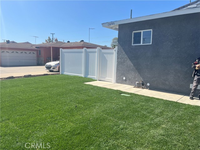 Detail Gallery Image 2 of 32 For 13291 Fairview St, Garden Grove,  CA 92843 - 6 Beds | 4 Baths