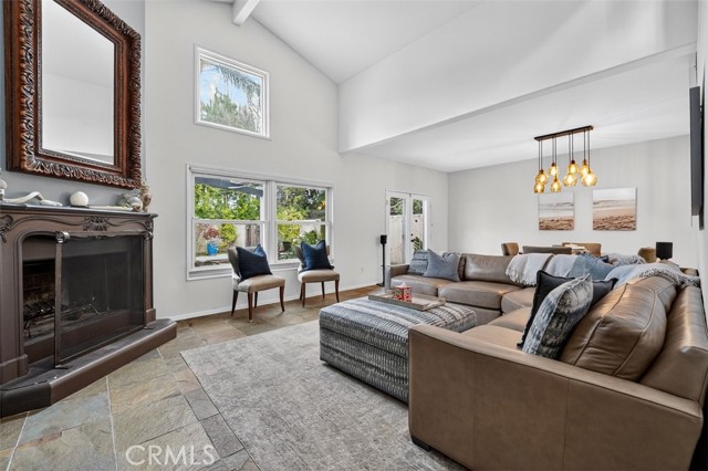 Detail Gallery Image 9 of 32 For 23039 Park Privado, Calabasas,  CA 91302 - 3 Beds | 3 Baths