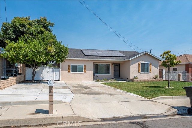 17392 Paine Street, Fontana CA: https://media.crmls.org/medias/0524cdd6-2185-44c7-9e90-cbc4a487f420.jpg