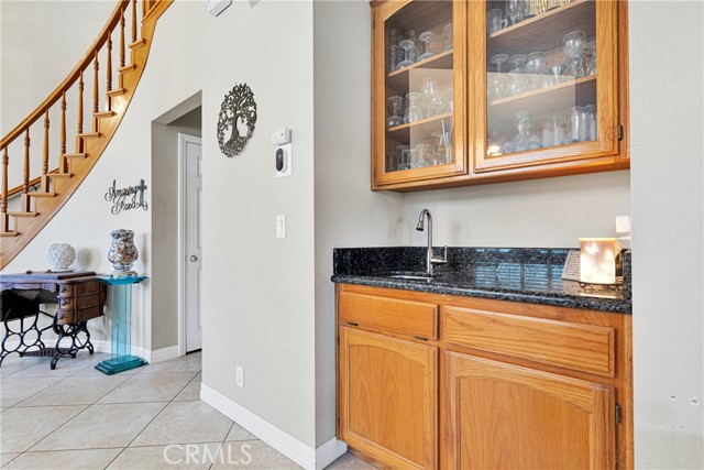 Detail Gallery Image 11 of 49 For 17987 Mariner Dr, Victorville,  CA 92395 - 5 Beds | 4 Baths