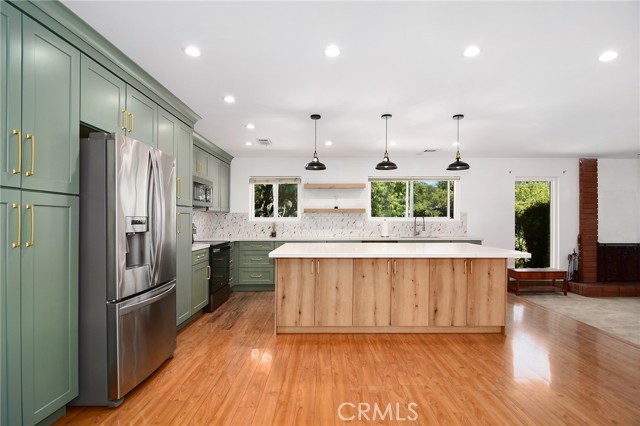 Detail Gallery Image 7 of 29 For 3417 Calle Quebracho, Thousand Oaks,  CA 91360 - 4 Beds | 2 Baths