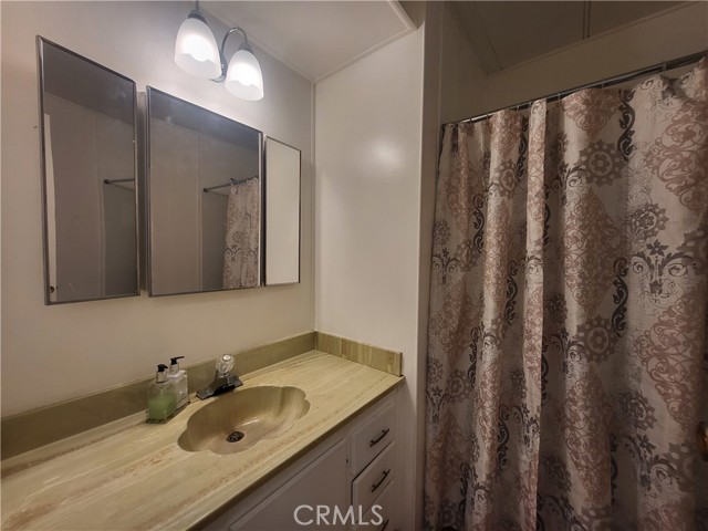 Detail Gallery Image 8 of 25 For 20652 Vista Drive, Torrance,  CA 90503 - 2 Beds | 2 Baths