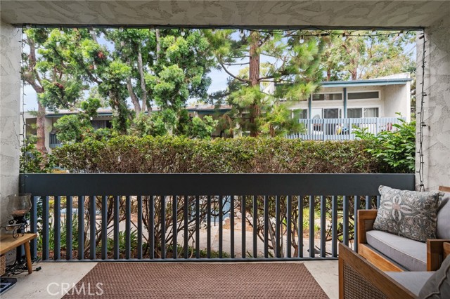 Detail Gallery Image 38 of 45 For 635 S Prospect Ave #101,  Redondo Beach,  CA 90277 - 2 Beds | 2 Baths