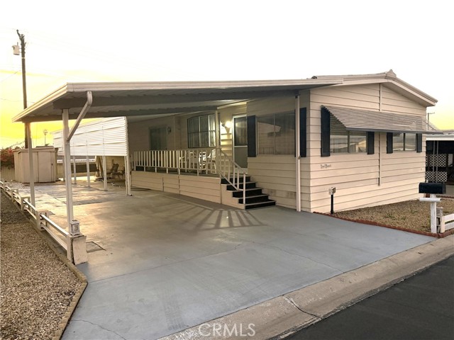 Detail Gallery Image 2 of 7 For 3500 Buchanan St #30,  Riverside,  CA 92503 - 2 Beds | 2 Baths