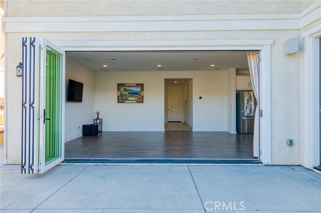 Detail Gallery Image 34 of 52 For 24655 Acadia, Corona,  CA 92883 - 4 Beds | 3 Baths