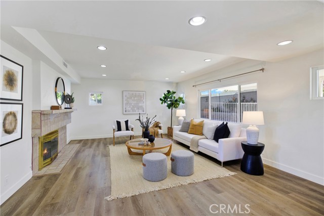 Detail Gallery Image 8 of 63 For 449 S Wellington, Orange,  CA 92869 - 5 Beds | 2/1 Baths