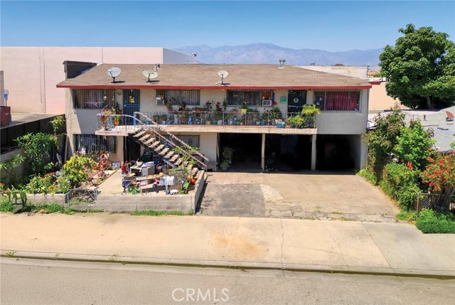 2403 Lee Avenue, South El Monte CA: https://media.crmls.org/medias/05297178-f9ad-48ff-a4de-2266b749ea64.jpg