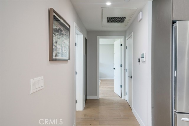 Detail Gallery Image 9 of 22 For 1148 N Detroit St 3b,  West Hollywood,  CA 90046 - 2 Beds | 2 Baths