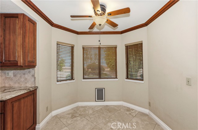 Detail Gallery Image 22 of 45 For 880 El Mirador, Upland,  CA 91784 - 2 Beds | 2/1 Baths