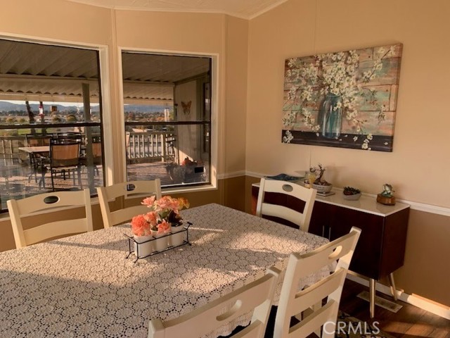 Detail Gallery Image 5 of 23 For 1536 S State St #197,  Hemet,  CA 92543 - 3 Beds | 2 Baths