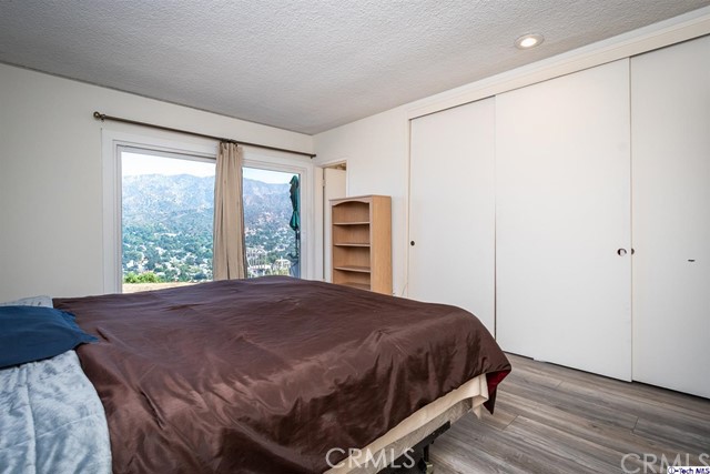 4 Bed Home for Sale in Tujunga, California
