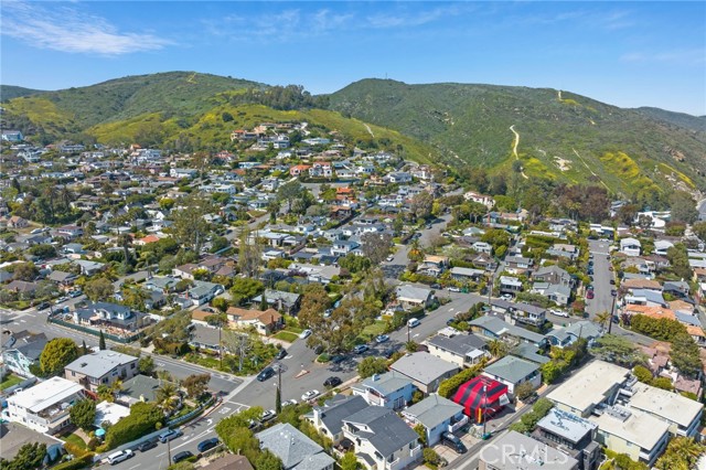 Detail Gallery Image 12 of 14 For 215 Monterey #STUDIO,  Laguna Beach,  CA 92651 - 0 Beds | 1 Baths