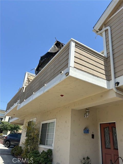 West facing Blacony for ocean breezes
