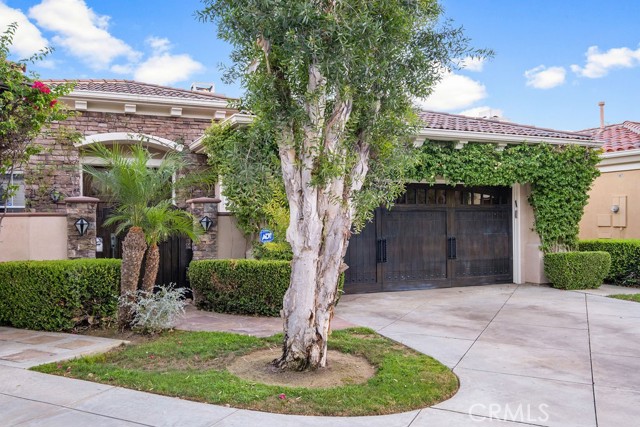 5 Sea View Lane, Newport Coast CA: https://media.crmls.org/medias/052c1866-9262-4803-a161-dab1a9aba183.jpg