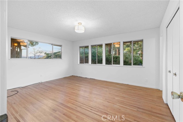 Detail Gallery Image 41 of 63 For 9960 Milburn, Sun Valley,  CA 91352 - 4 Beds | 2 Baths