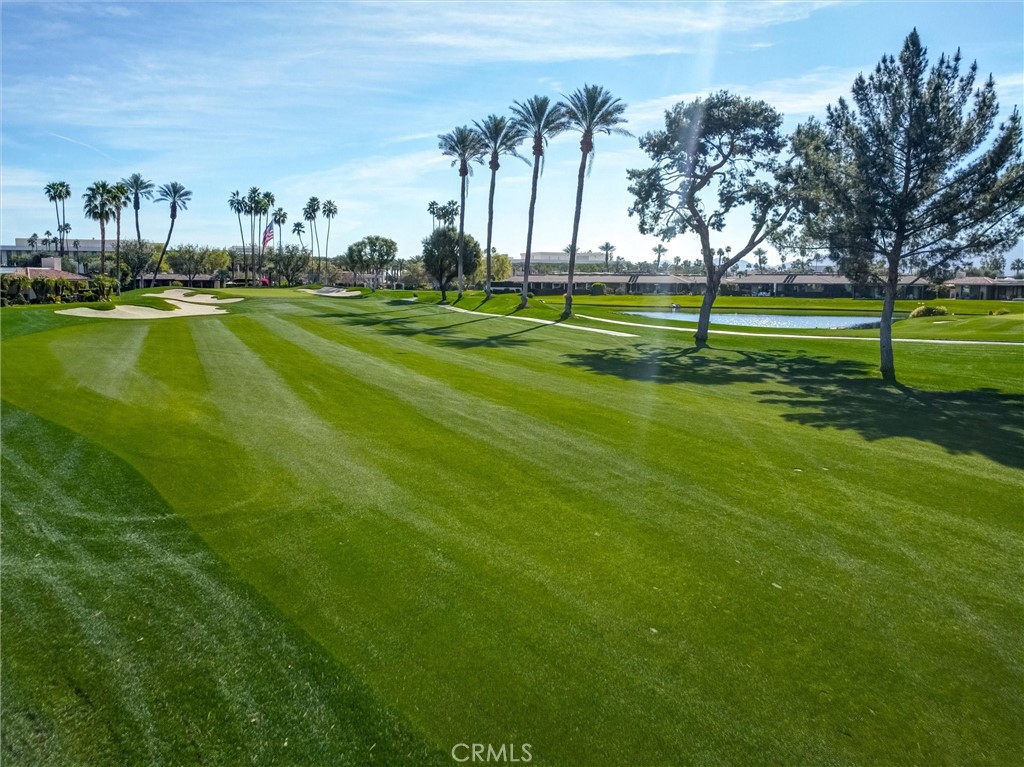 https://media.crmls.org/medias/052d9b72-a461-4eba-a86b-d54dc2db1dbf.jpg?preset=X-Large