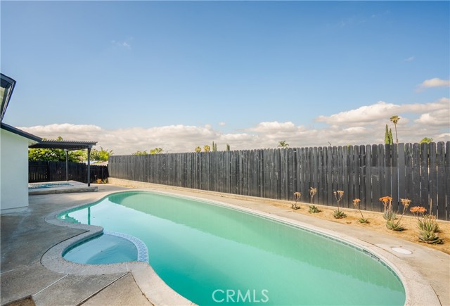 Image 3 of 5 For 13112 Magnolia Avenue