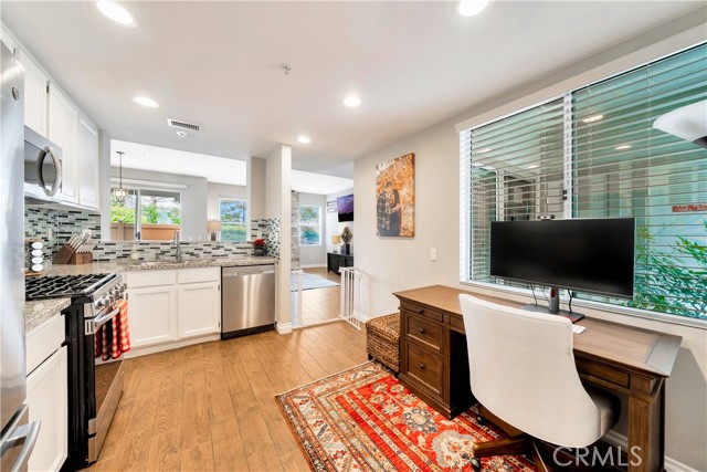 Detail Gallery Image 11 of 36 For 256 California Ct, Mission Viejo,  CA 92692 - 2 Beds | 2 Baths