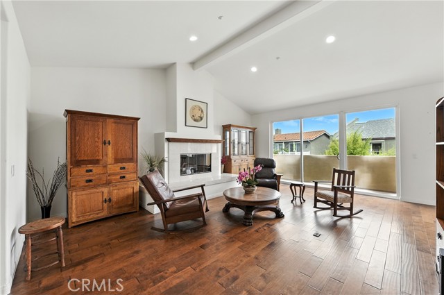 4931 Shoreline Way, Oxnard CA: https://media.crmls.org/medias/05307631-0c20-4e99-ab23-03a6ae16e0d9.jpg