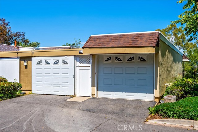 23392 Caminito Basilio, Laguna Hills CA: https://media.crmls.org/medias/053086bd-8e43-44fd-bff7-c6d489f48d6c.jpg