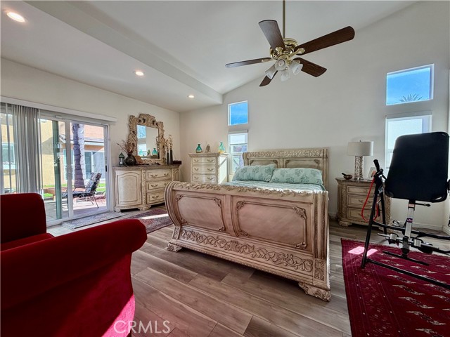 Detail Gallery Image 15 of 46 For 3585 Ambrose, Corona,  CA 92882 - 5 Beds | 3/1 Baths