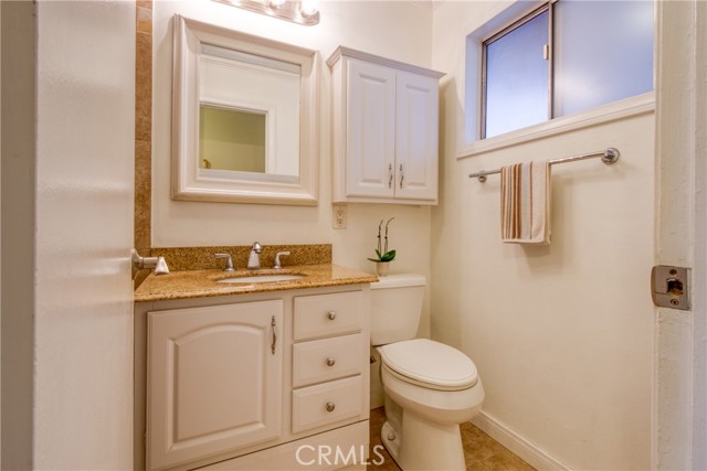 Detail Gallery Image 14 of 20 For 185 Quincy Ave #305,  Long Beach,  CA 90803 - 1 Beds | 1 Baths