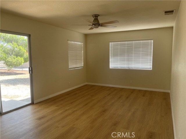 Detail Gallery Image 11 of 21 For 18124 Westlawn St, Hesperia,  CA 92345 - 3 Beds | 2 Baths