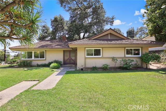 250 Hillgreen Place, Arcadia CA: https://media.crmls.org/medias/0531c15a-6b8b-433e-849d-f6dc48a4172d.jpg