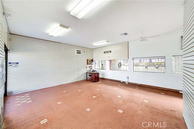 Image 12 of 25 For 1500 Pacific Coast