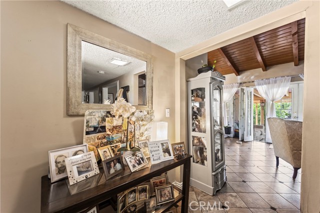 Detail Gallery Image 21 of 31 For 822 Corona, Corona,  CA 92879 - 3 Beds | 2 Baths