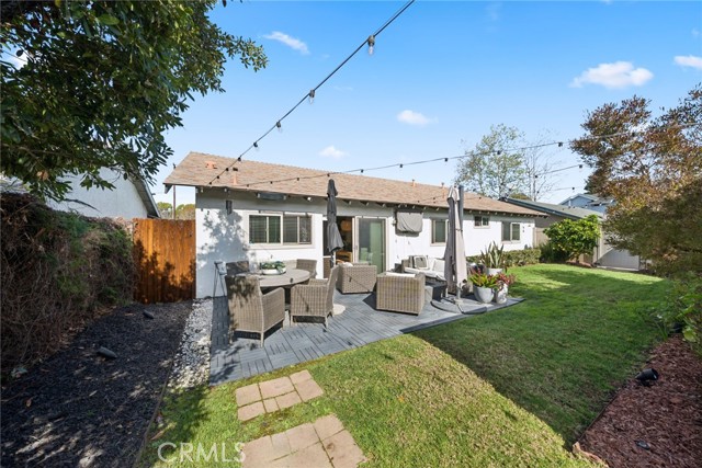 Detail Gallery Image 14 of 39 For 2048 Garden Ln, Costa Mesa,  CA 92627 - 7 Beds | 4 Baths