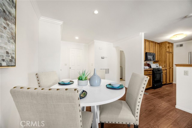 Detail Gallery Image 6 of 31 For 13575 Murphy Hill Dr, Whittier,  CA 90601 - 2 Beds | 2 Baths