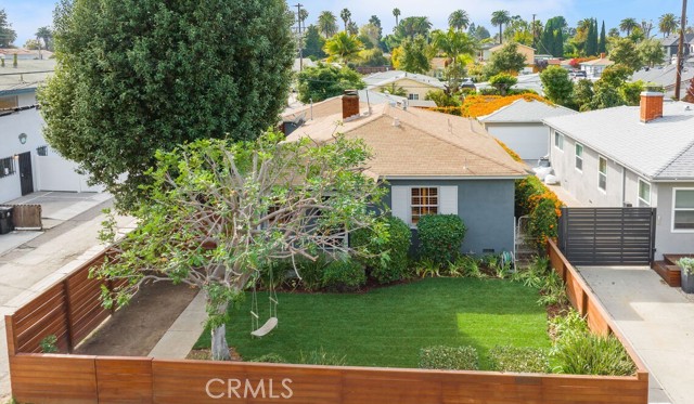 Detail Gallery Image 4 of 42 For 3989 Coolidge, Los Angeles,  CA 90066 - 3 Beds | 2 Baths