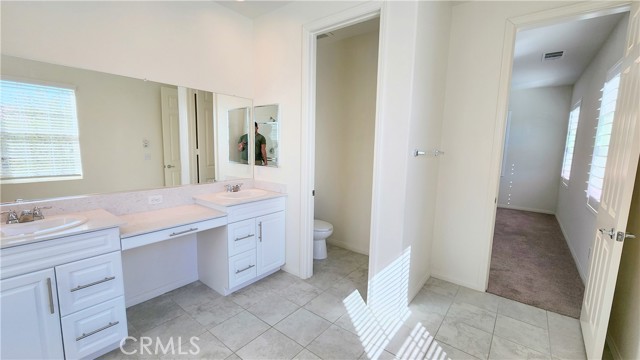 Detail Gallery Image 12 of 26 For 8614 Founders Grove, Chino,  CA 91708 - 3 Beds | 2/1 Baths